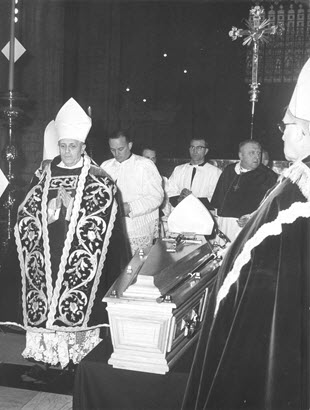 Begrafenis van Mgr. Karel Calewaert op 4 januari 1964